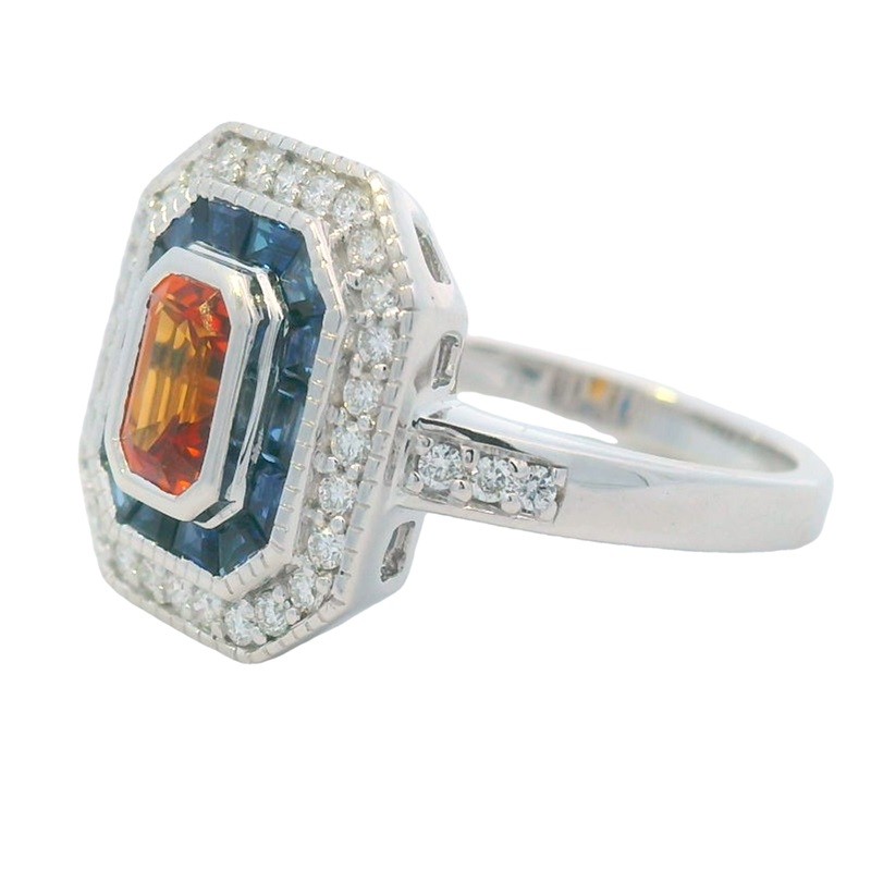 Bezel-set Sapphire Spirit Ring in 14K White Gold